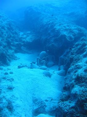 Mysteries surround amphoraes